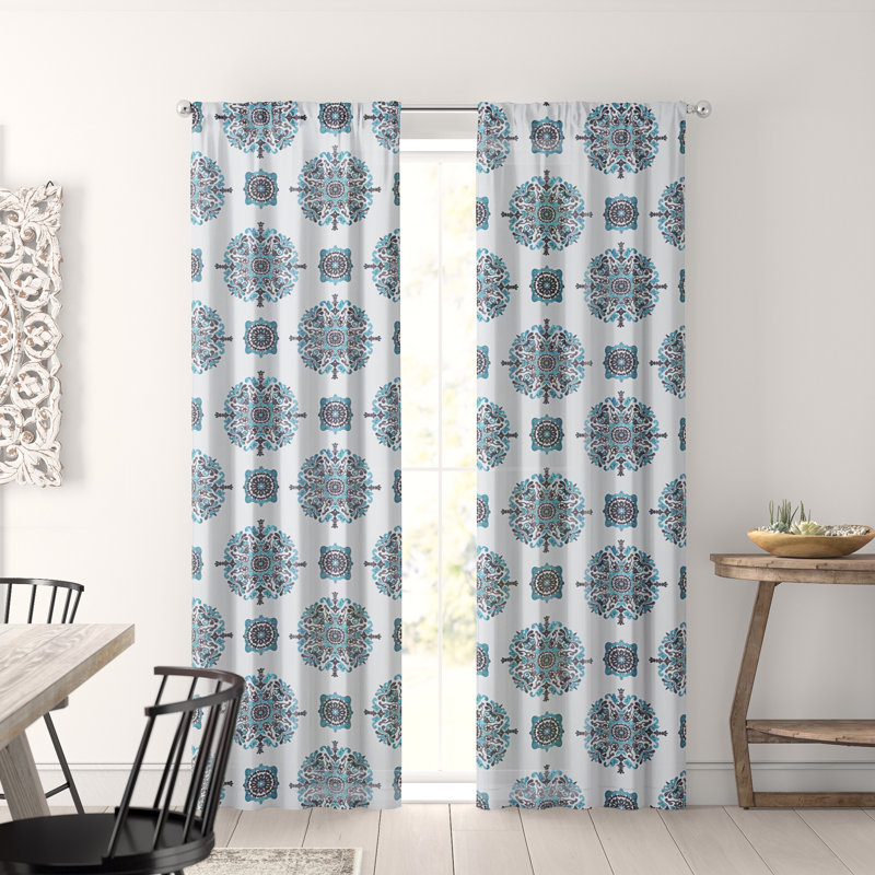 rideau passe tringle occultant